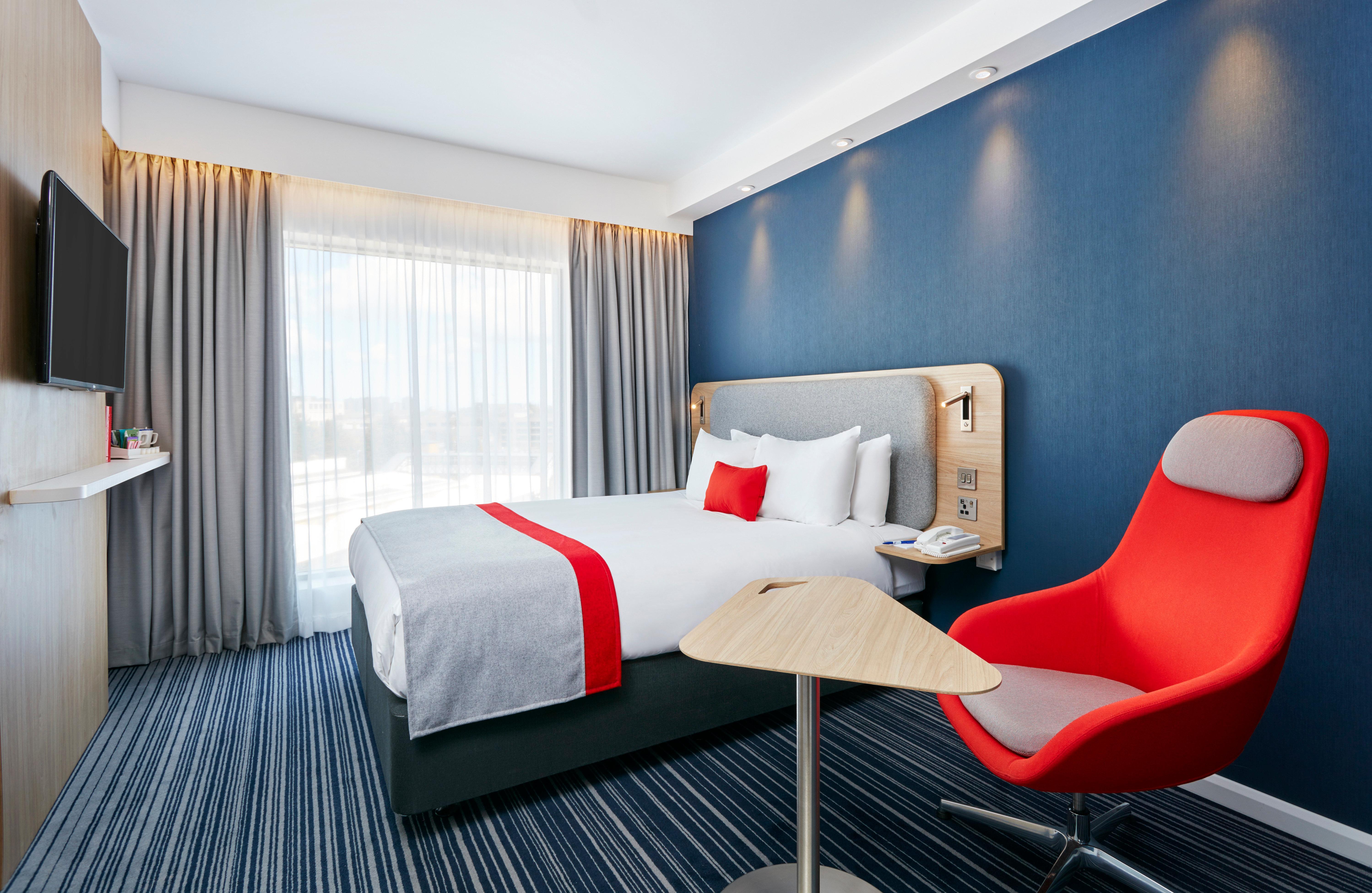 Holiday Inn Express Grimsby By Ihg Exterior photo